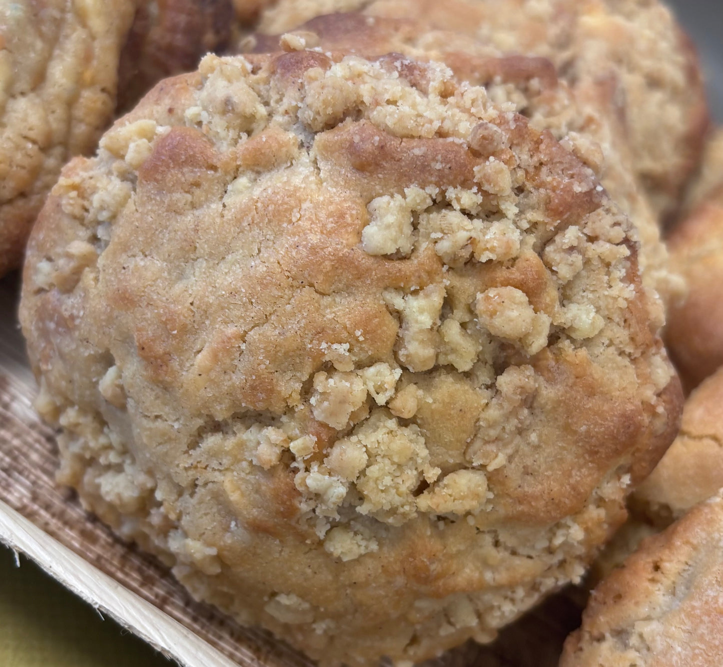 Apple Crumble Cookie